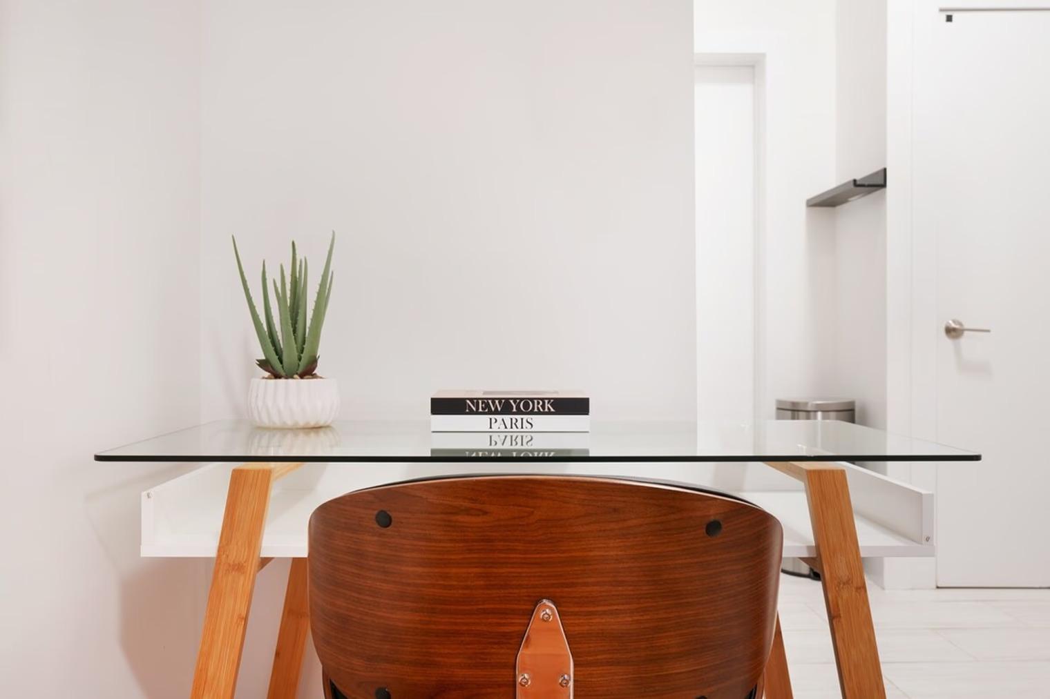 BEAUTIFUL STUDIO APARTMENT IN PRIME UPPER EAST SIDE