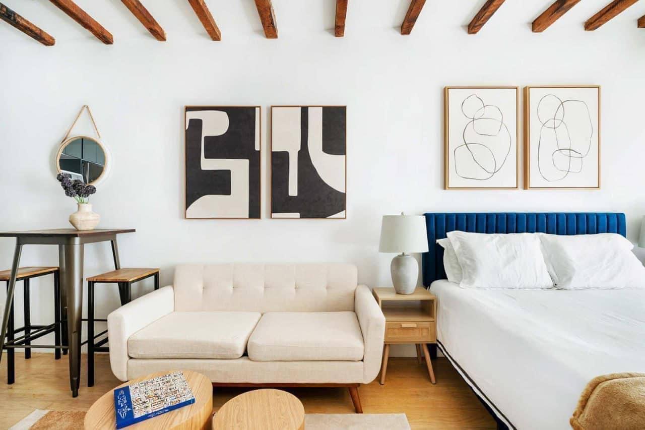 ELEGANT STUDIO IN EAST VILLAGE, MANHATTAN