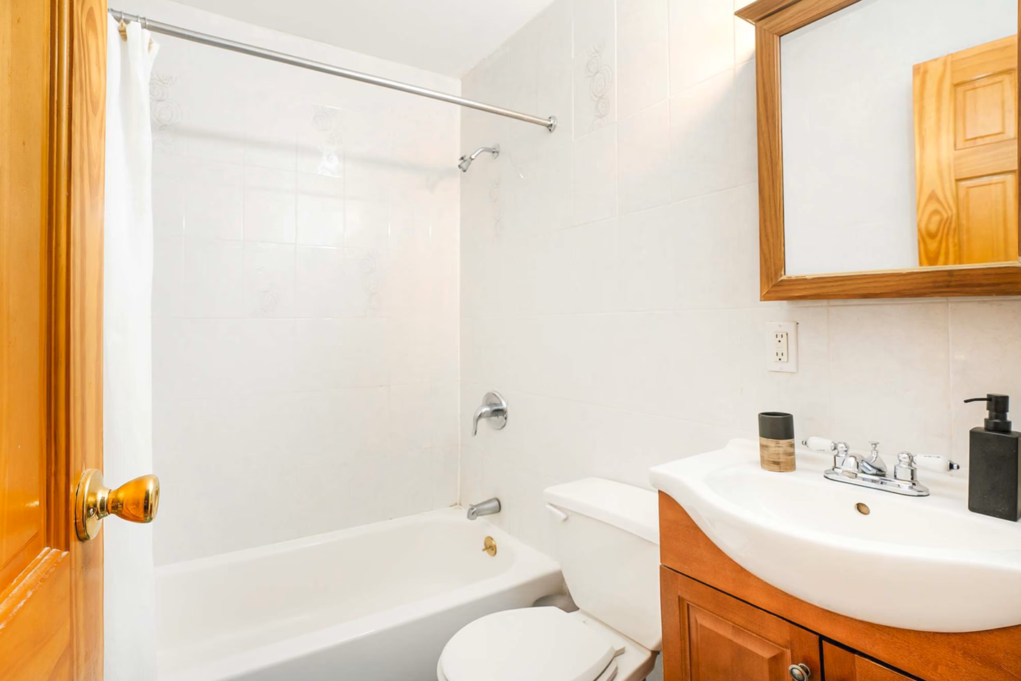 BEAUTIFUL STUDIO APT MIDTOWN